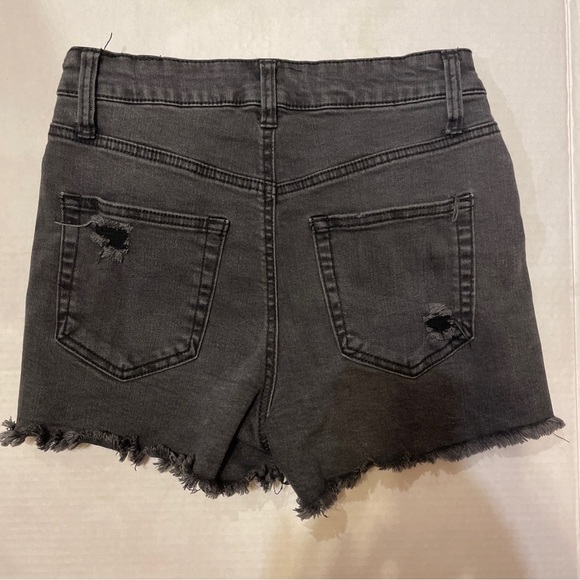 Vanilla Star black button fly high rise shortie shorts size 3 - Picture 2 of 5